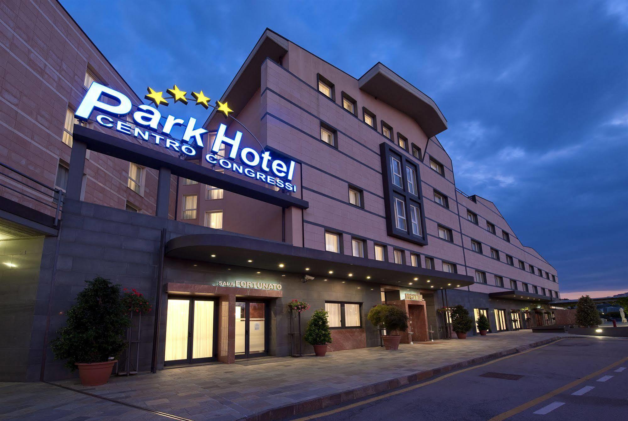 Park Hotel Centro Congressi Потенца Экстерьер фото